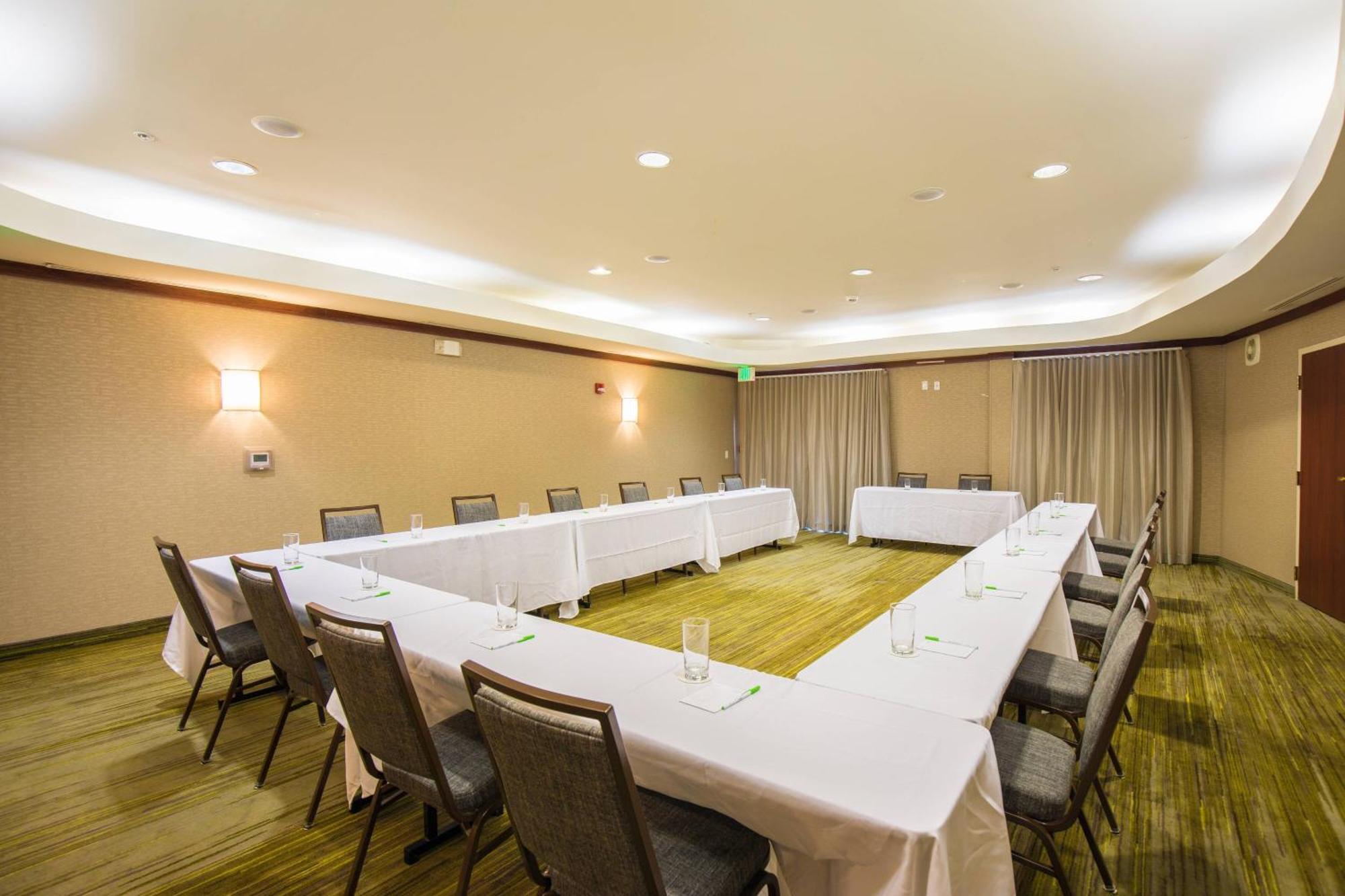 Courtyard By Marriott Μέρσεντ Εξωτερικό φωτογραφία