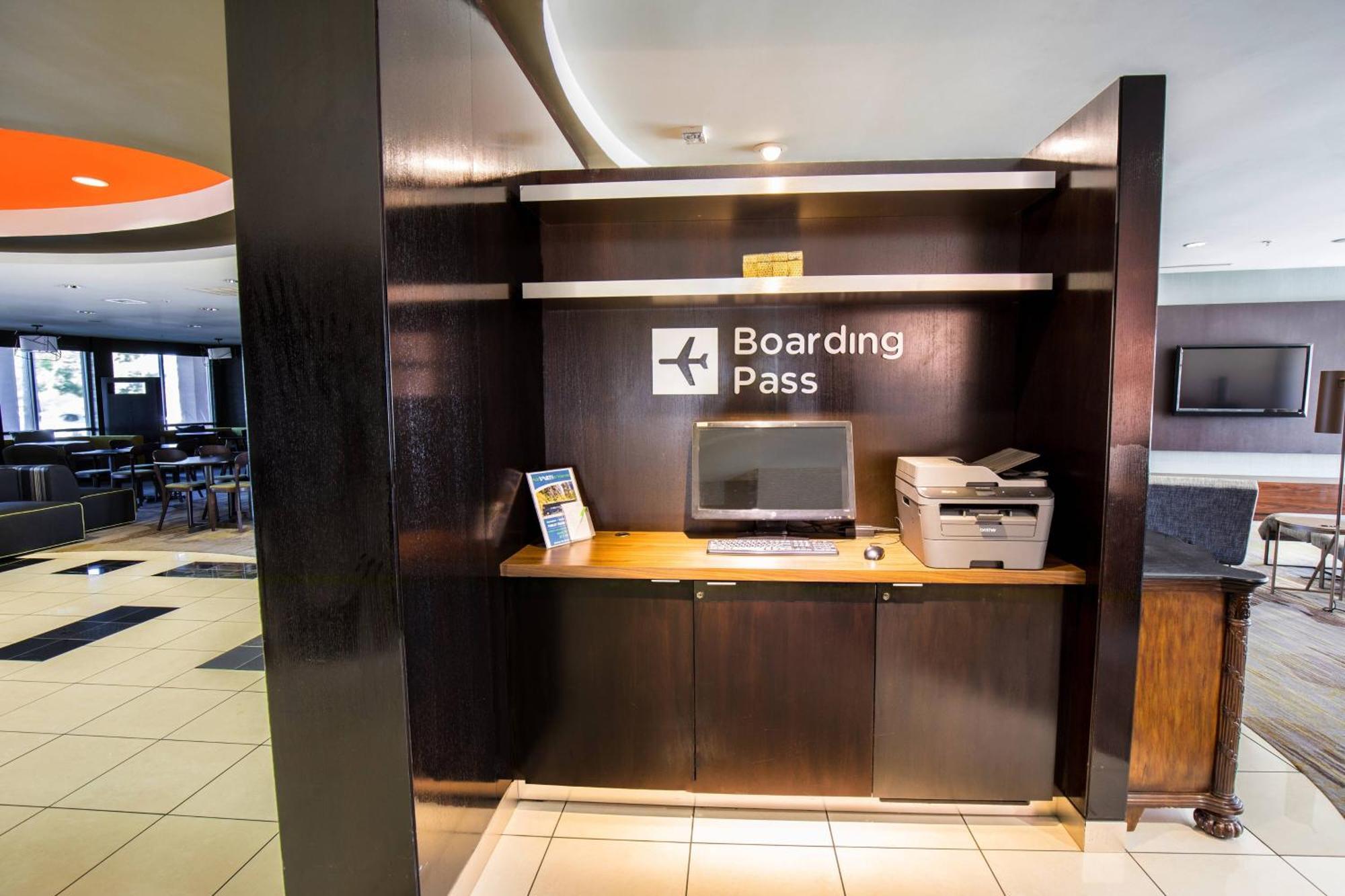Courtyard By Marriott Μέρσεντ Εξωτερικό φωτογραφία